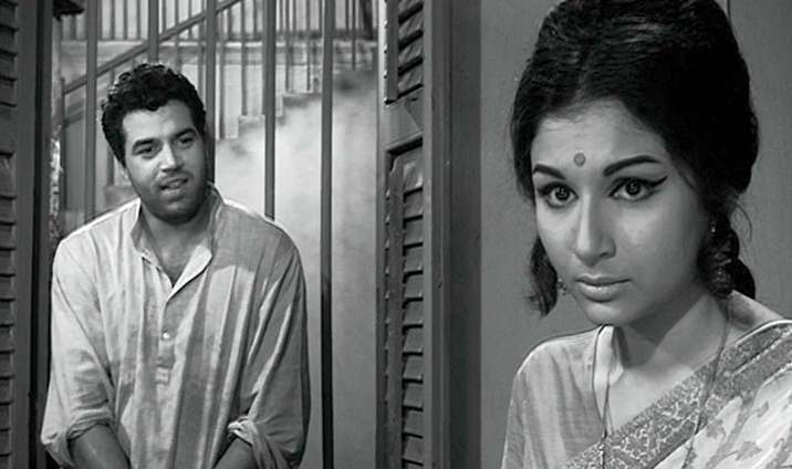 Anupama best films of superstar dharmendra deol