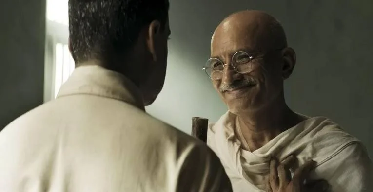 Gandhi Godse ek Yudh film on mahatma gandhi
assassination