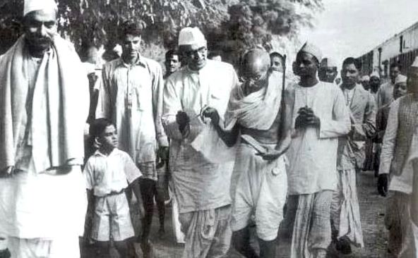 Mahatma Life of Gandhi documentary on mahatma Gandhi life