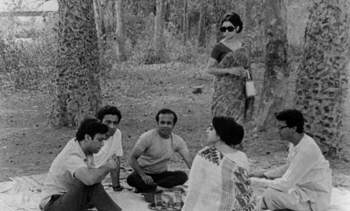 Aranyer Din Ratri 1970 film best of bengali cinema