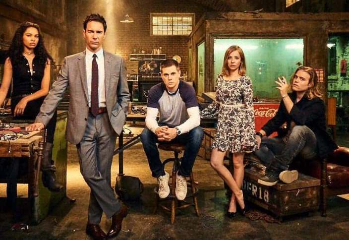 Travelers (2016) (Series) time travel