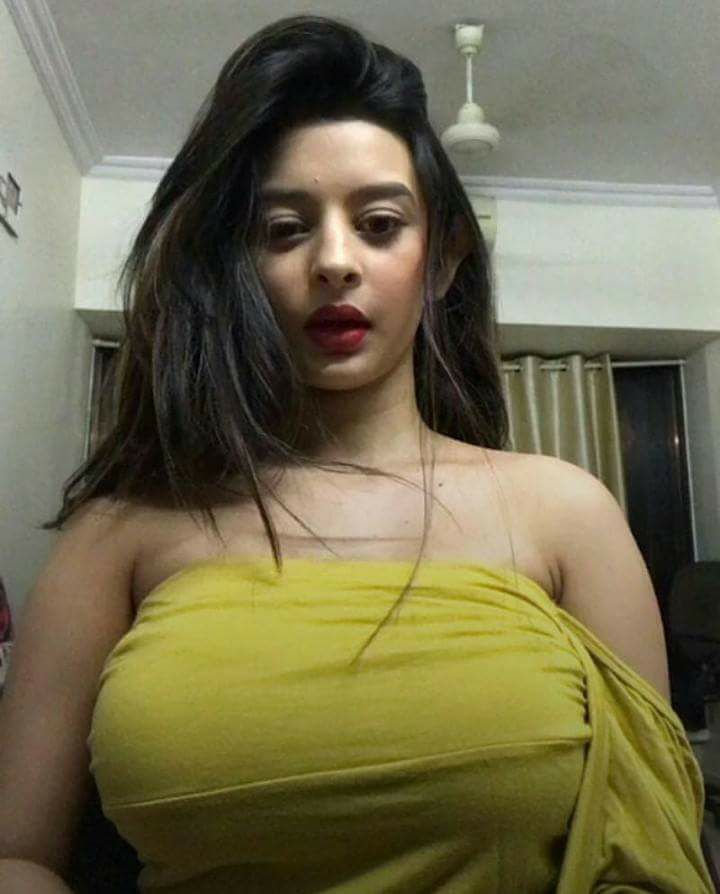 Desi Model Ankita Dave Xxx - 12 Most Beautiful and Hot Pictures of Ankita Dave from her Instagram