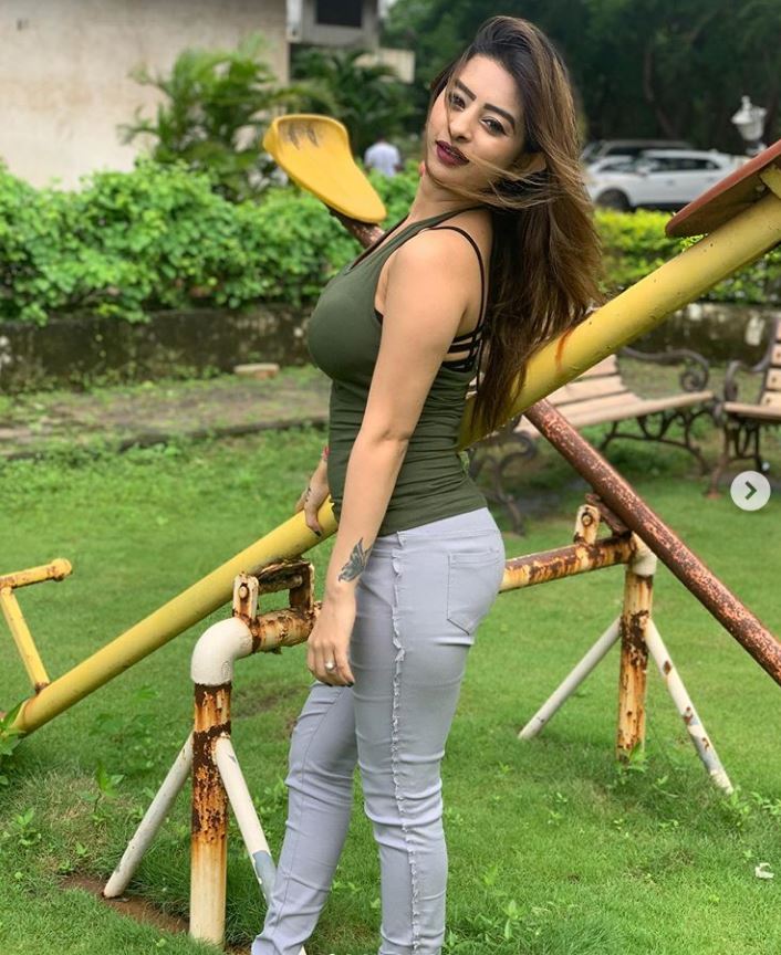 Most Beautiful And Hot Pictures Of Ankita Dave From Her Instagram Hot Sex Picture 