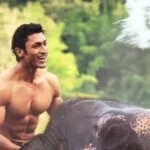 junglee animal lover film based on elephant tusk poaching