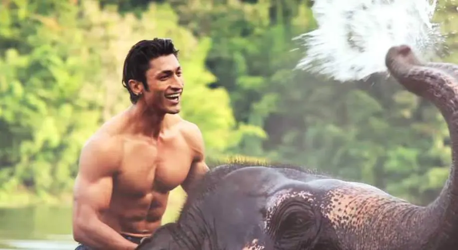 junglee animal lover film based on elephant tusk poaching