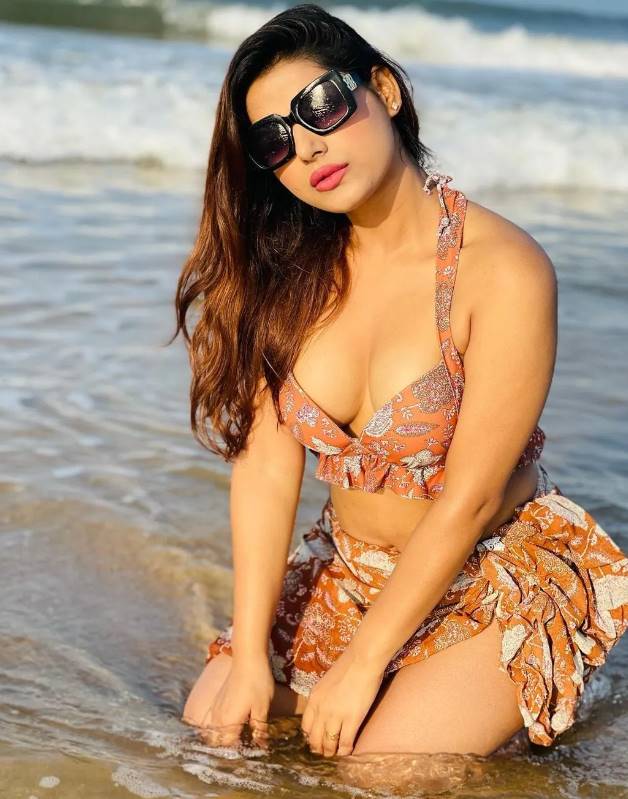 Anushka Srivastav Ullu TV Hot bold actress